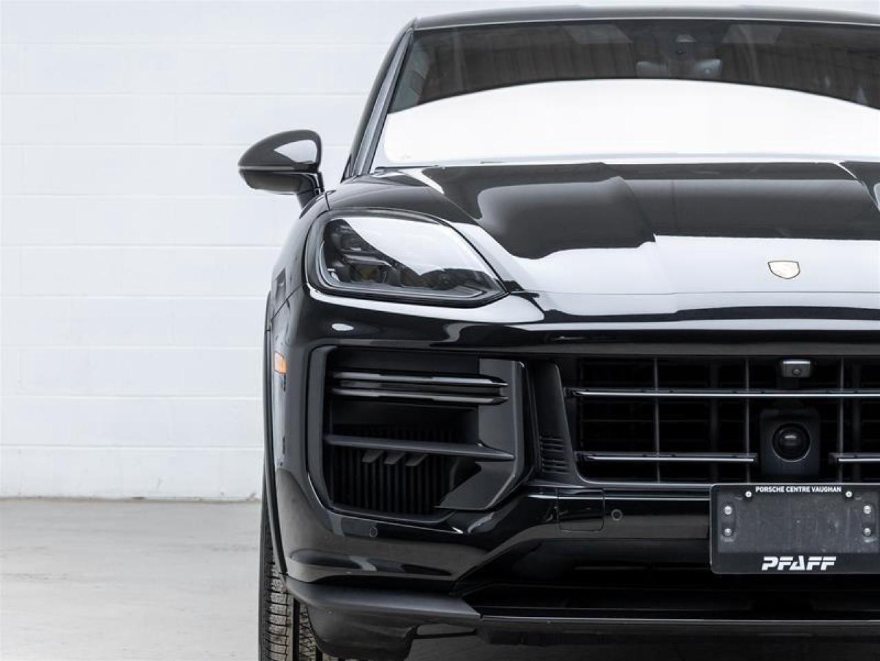 2024 Porsche Cayenne  Photo