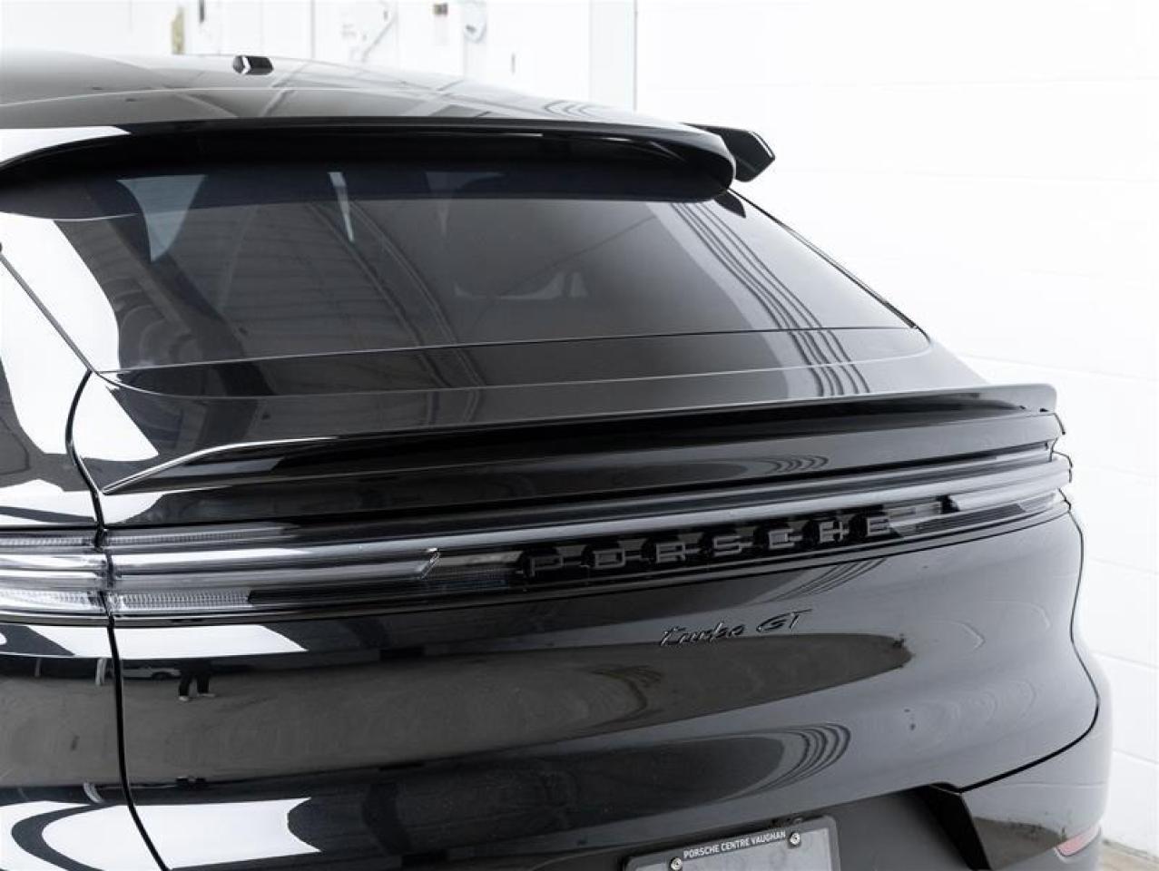 2024 Porsche Cayenne  Photo