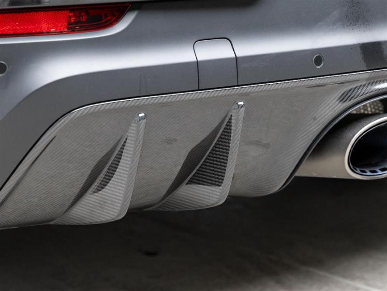 2024 Porsche Cayenne  Photo