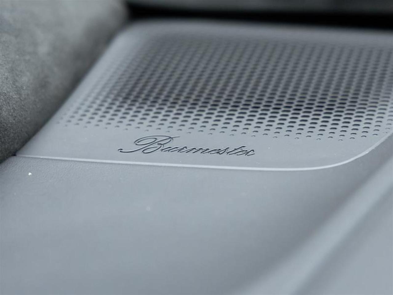 2024 Porsche Cayenne  Photo