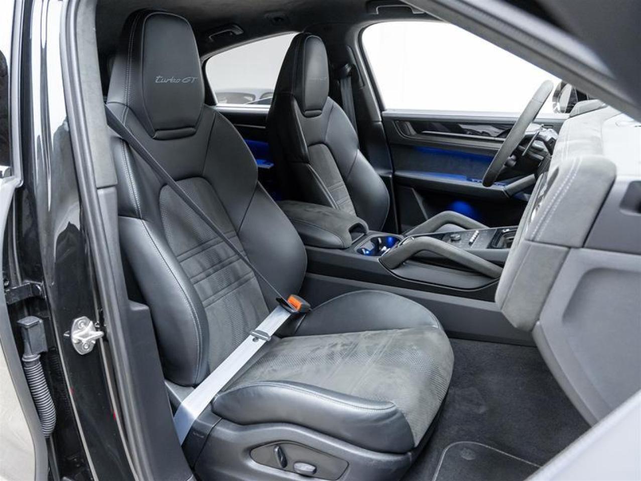 2024 Porsche Cayenne  Photo