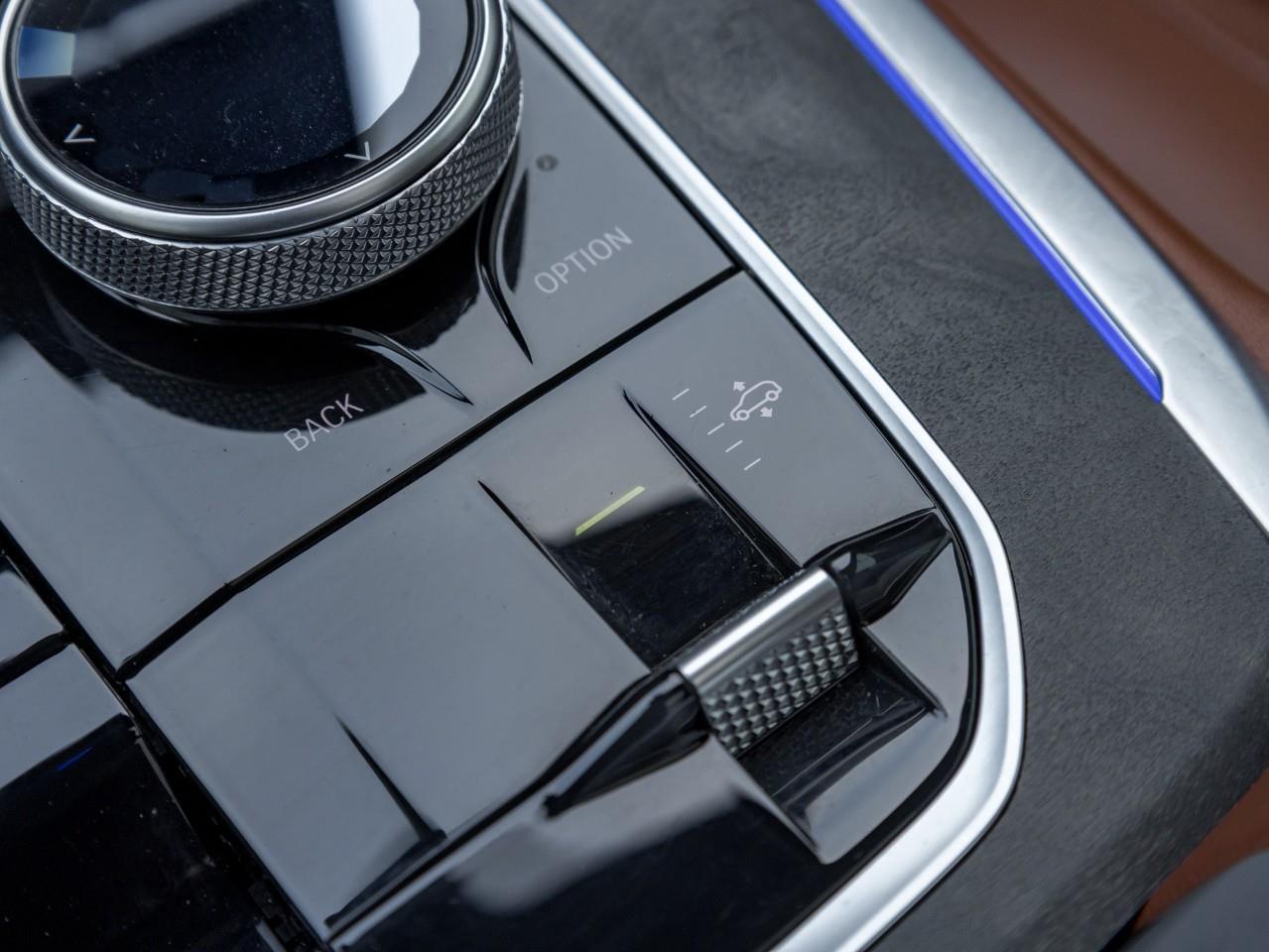 2023 BMW X7 xDrive40i 4dr All-Wheel Drive Sports Activity Vehicle Photo