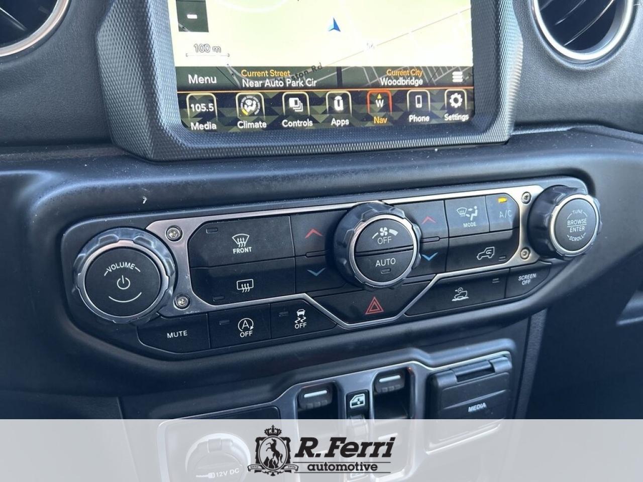 2022 Jeep WRANGLER UNLIMITED Sahara 4dr 4x4 Photo