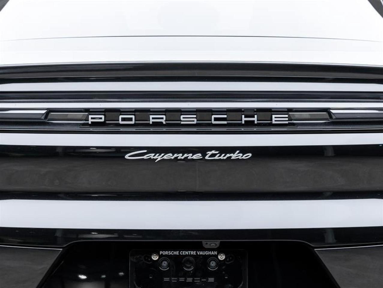 2024 Porsche Cayenne  Photo