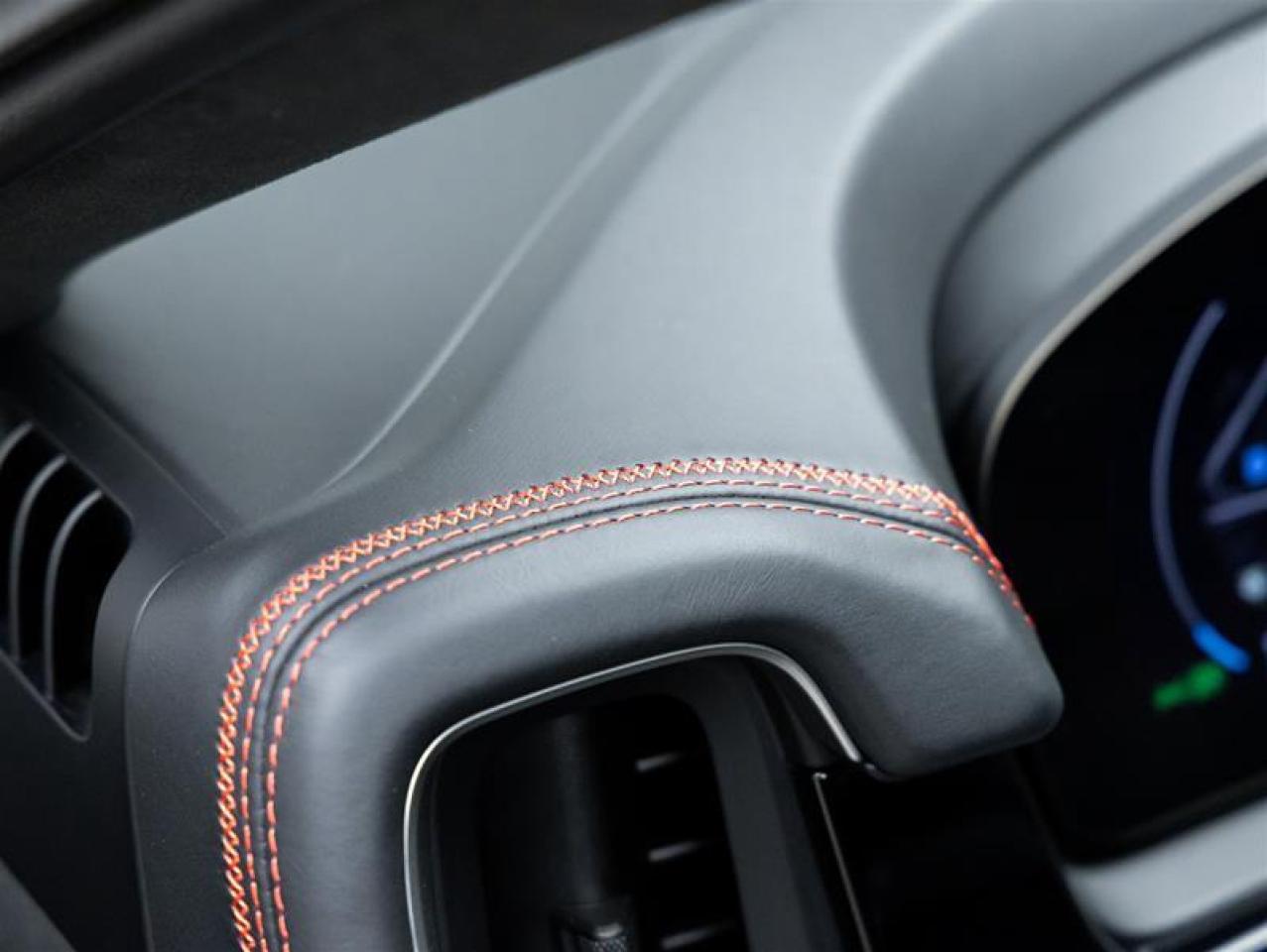 2024 Porsche Cayenne  Photo