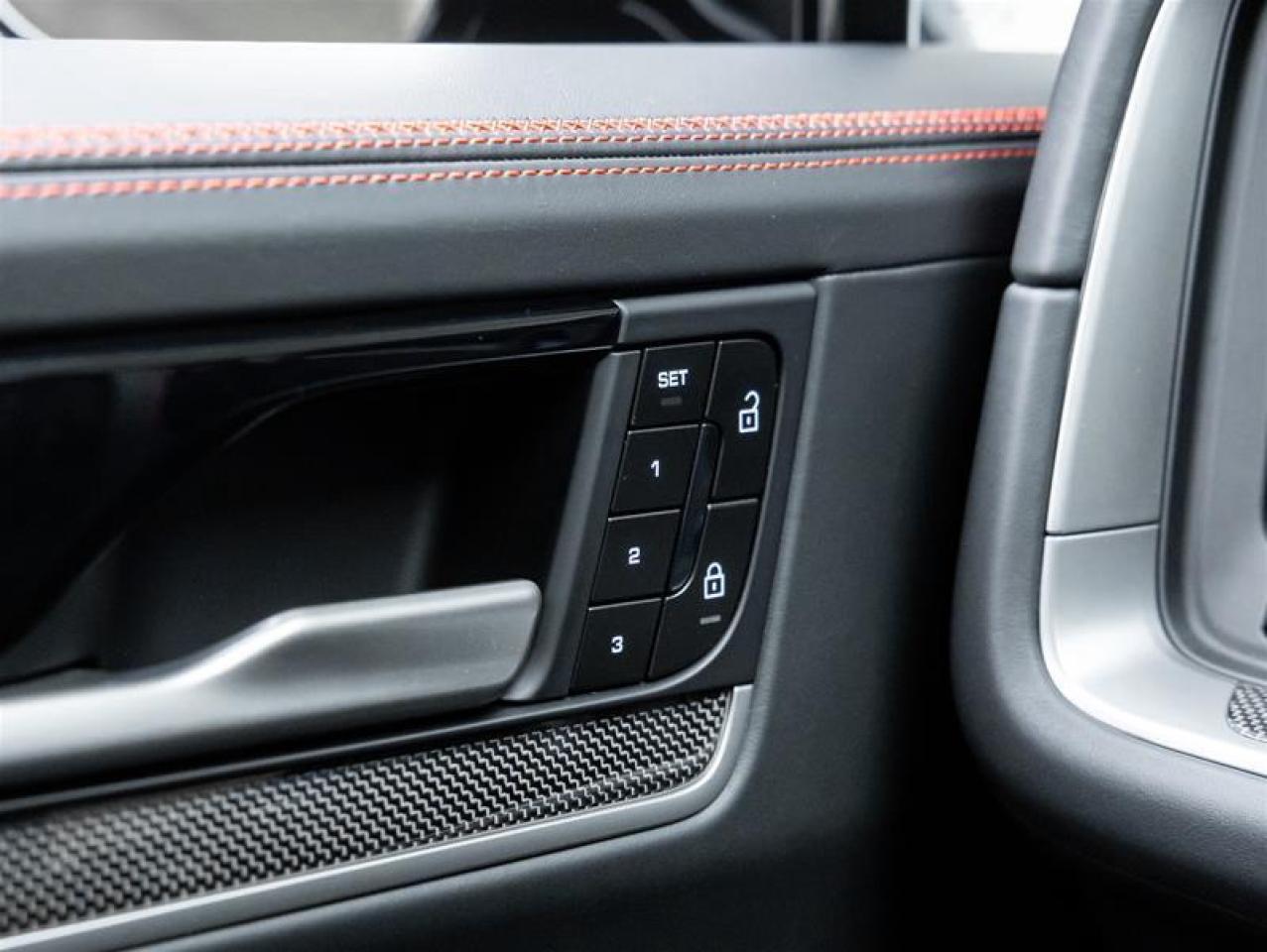 2024 Porsche Cayenne  Photo