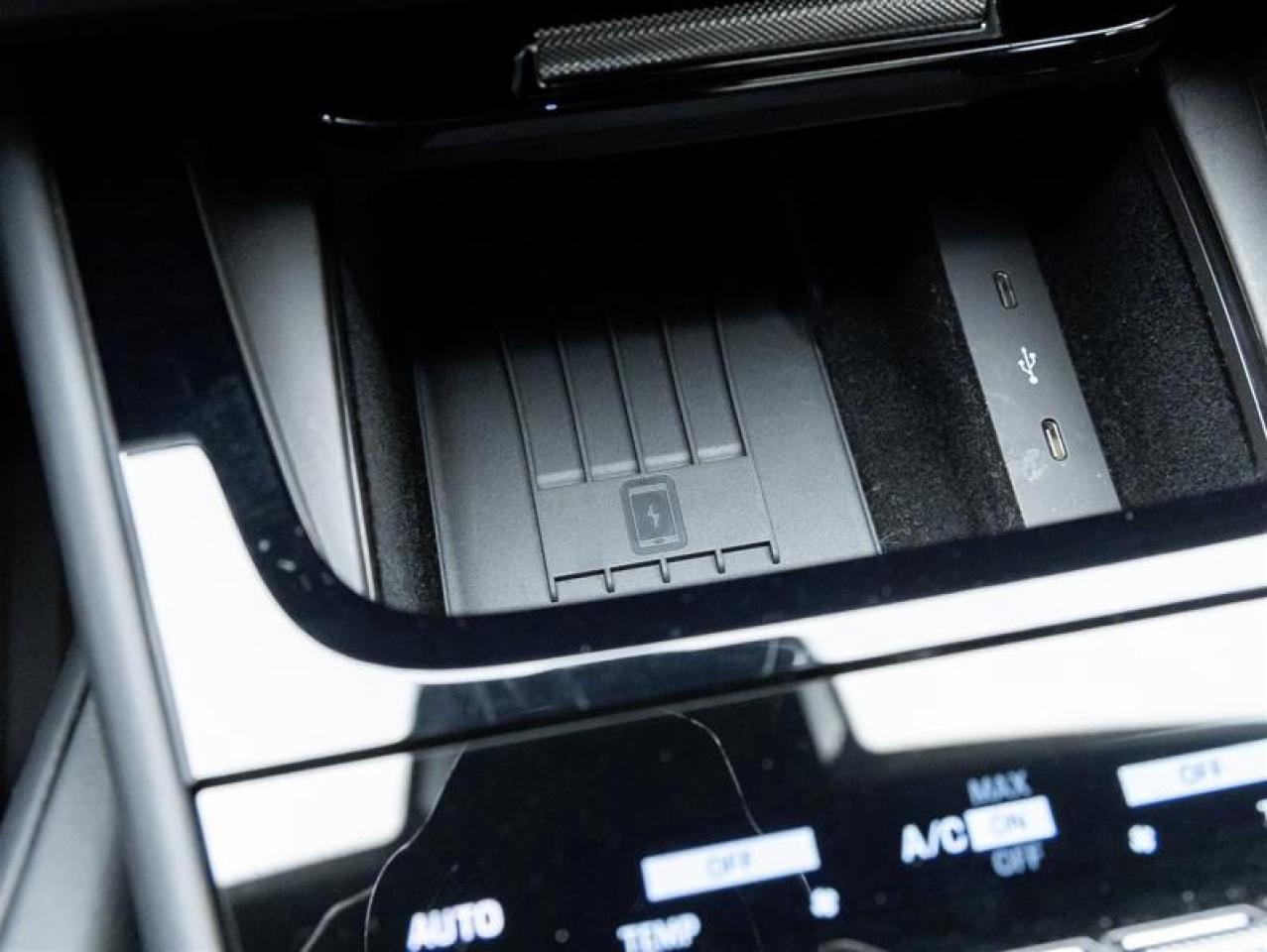 2024 Porsche Cayenne  Photo