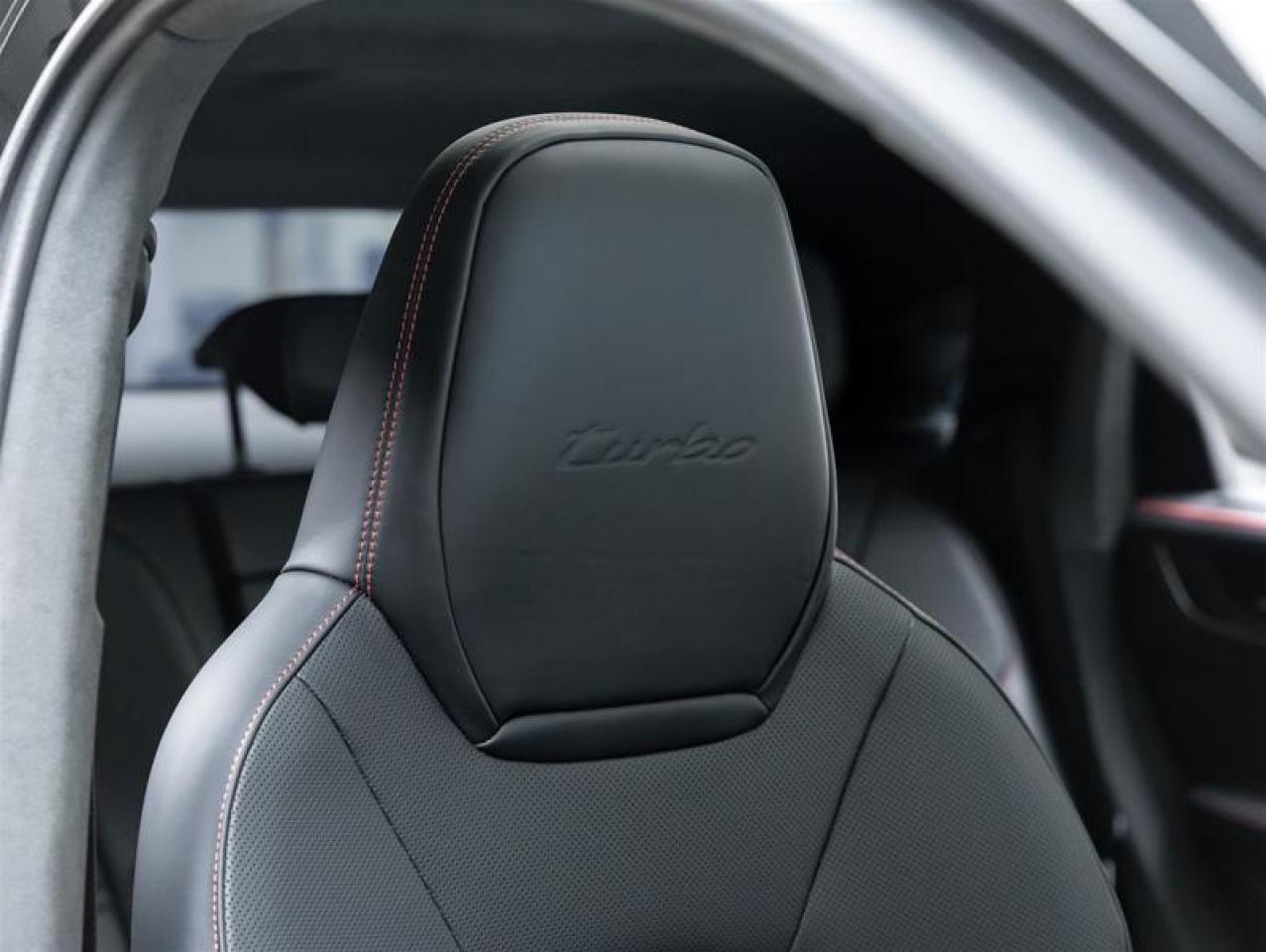 2024 Porsche Cayenne  Photo