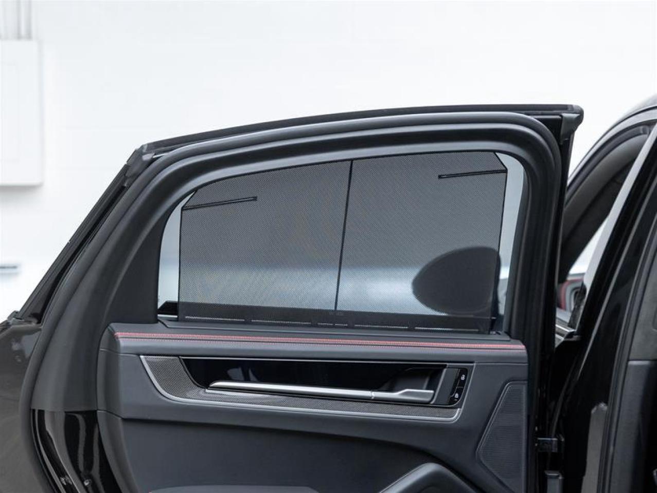 2024 Porsche Cayenne  Photo