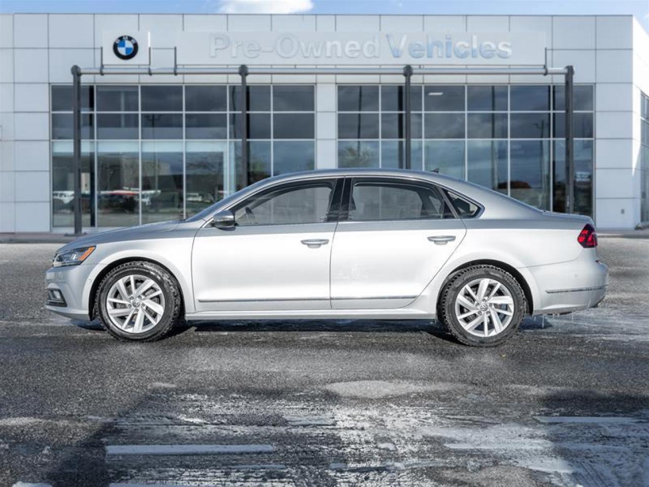2018 Volkswagen Passat 2.0 TSI Comfortline 4dr Sedan Photo3