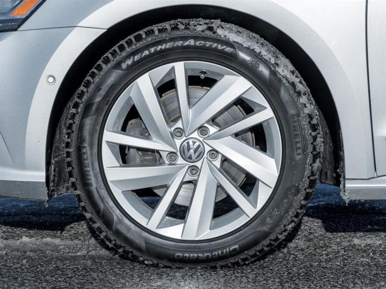 2018 Volkswagen Passat 2.0 TSI Comfortline 4dr Sedan Photo4