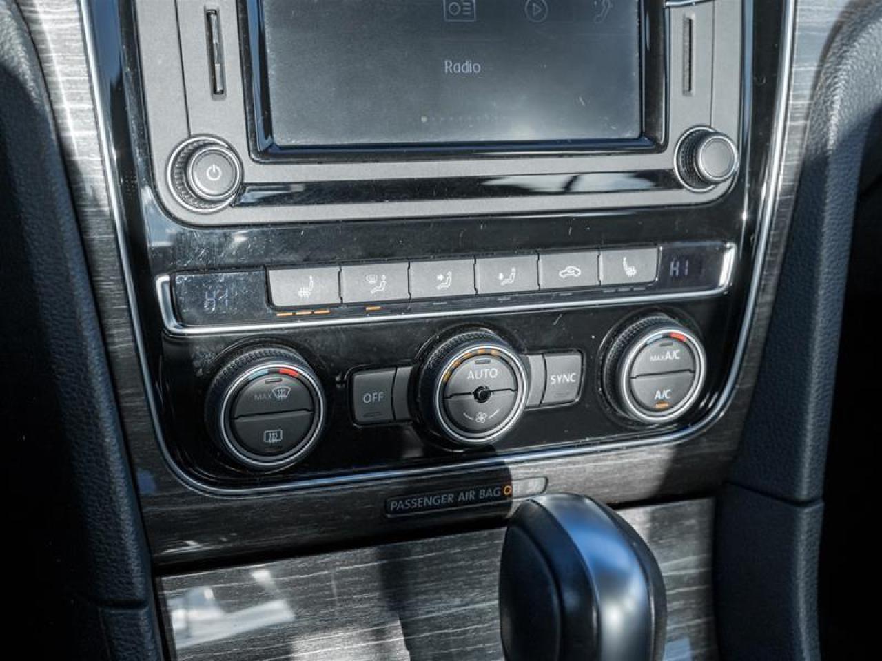 2018 Volkswagen Passat 2.0 TSI Comfortline 4dr Sedan Photo