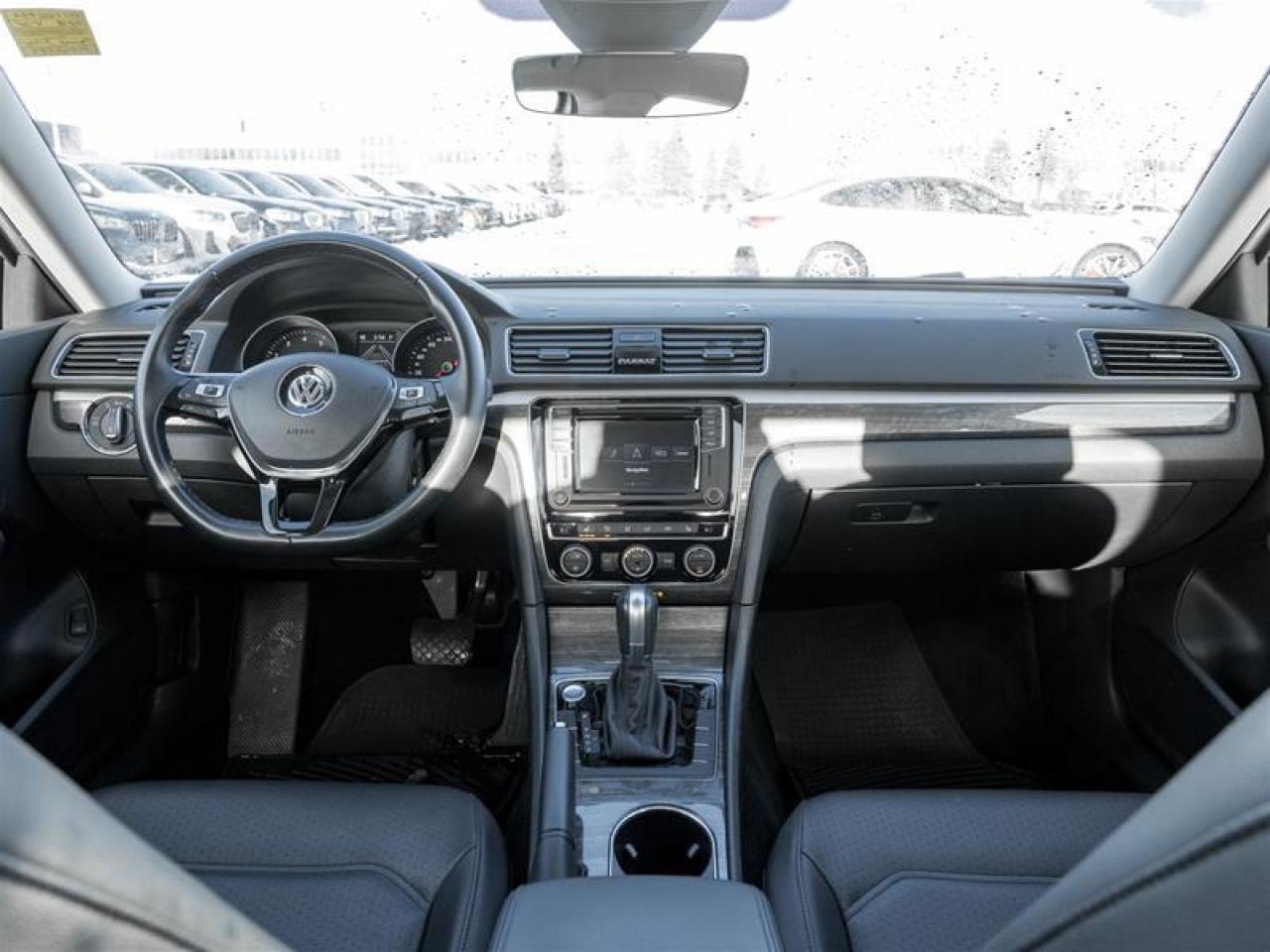 2018 Volkswagen Passat 2.0 TSI Comfortline 4dr Sedan Photo