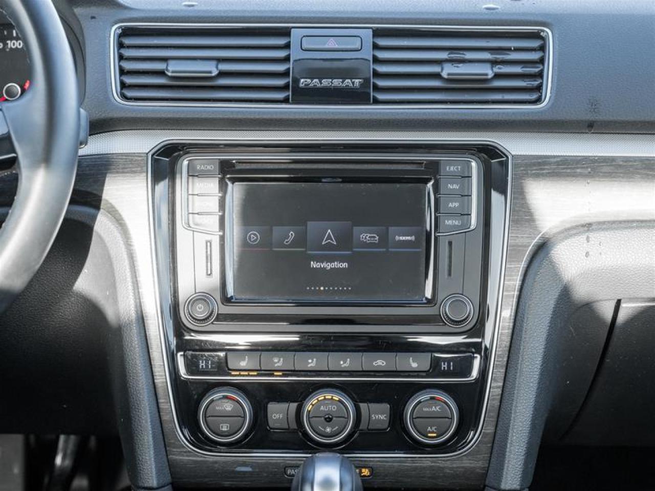 2018 Volkswagen Passat 2.0 TSI Comfortline 4dr Sedan Photo