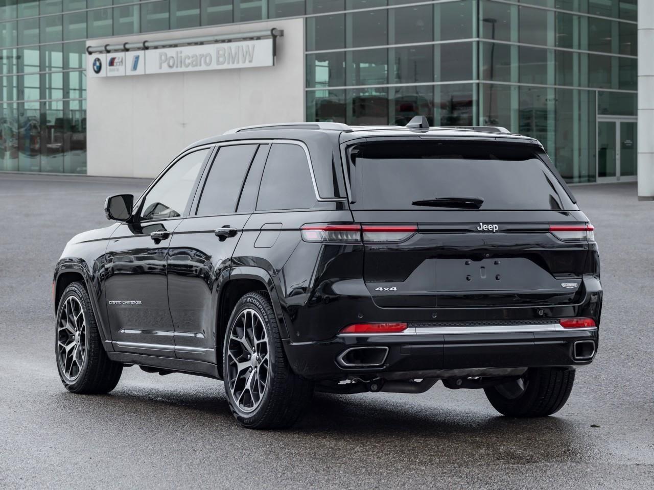 2023 Jeep Grand Cherokee Summit 4dr 4x4 Photo4