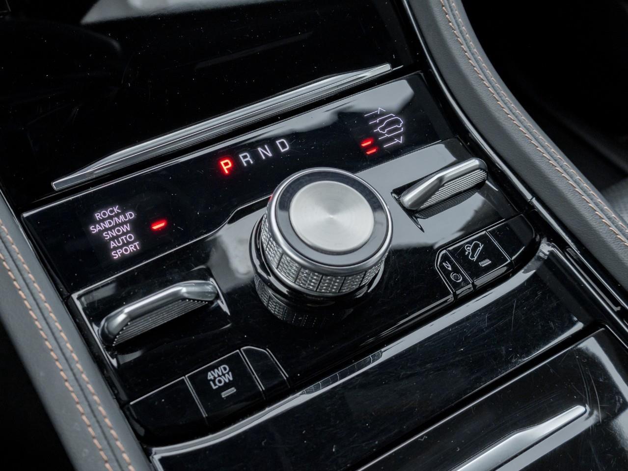 2023 Jeep Grand Cherokee Summit 4dr 4x4 Photo