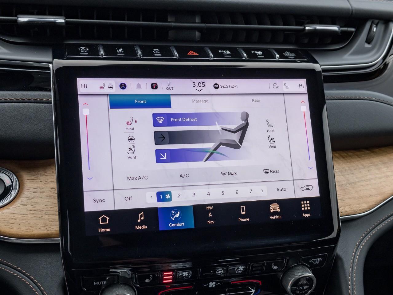 2023 Jeep Grand Cherokee Summit 4dr 4x4 Photo