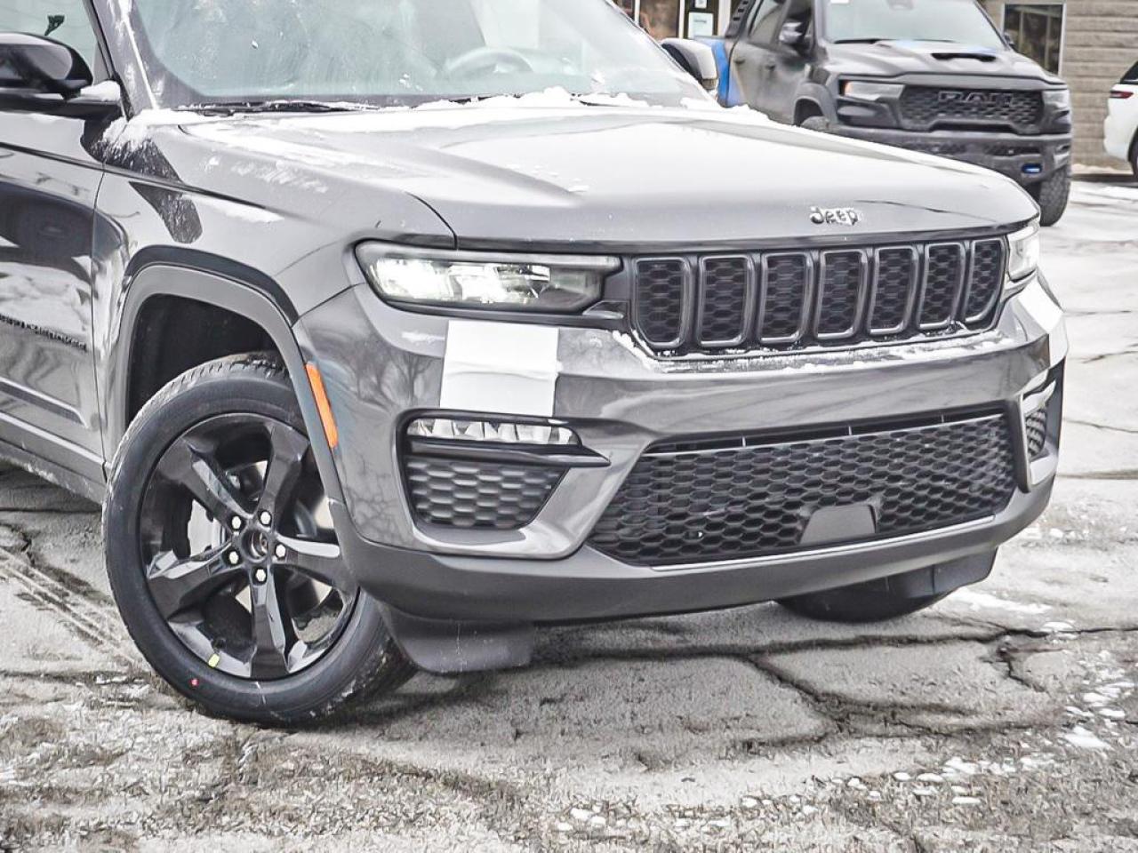 2025 Jeep Grand Cherokee  Photo