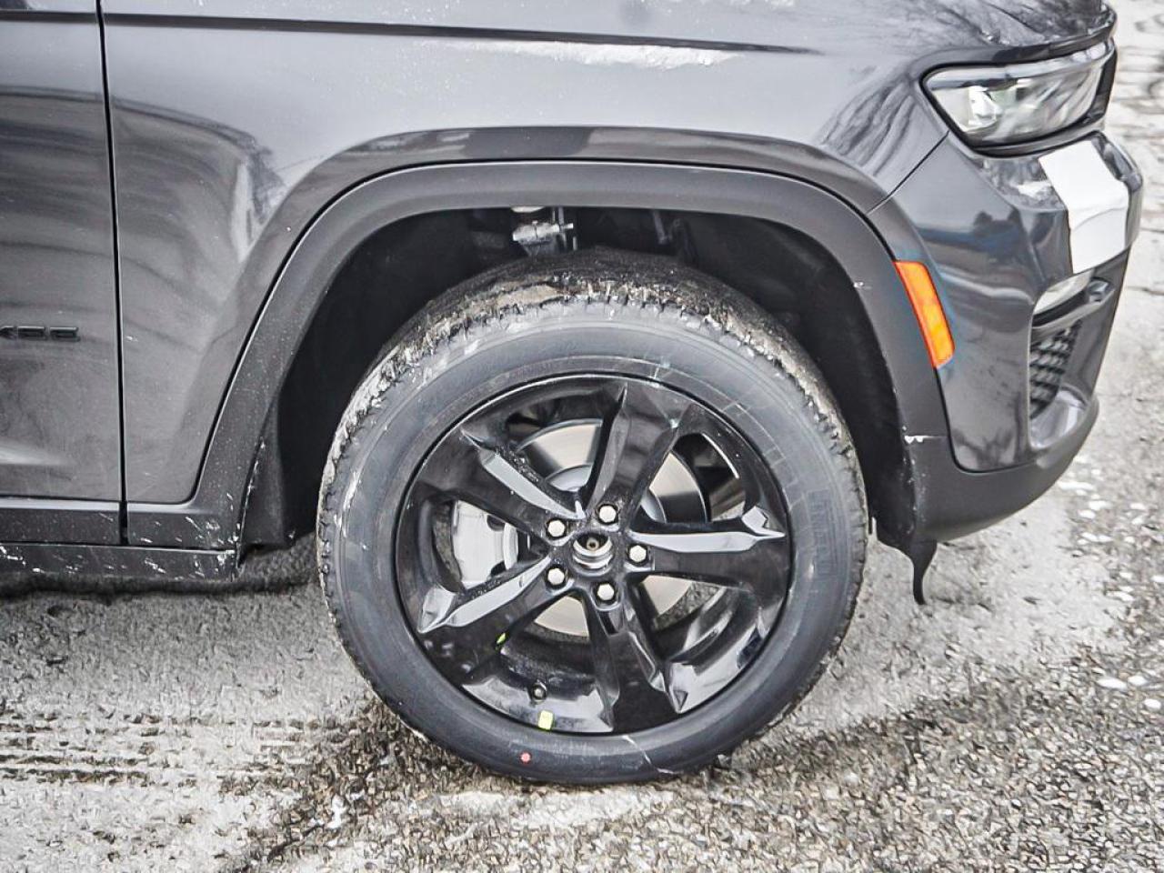 2025 Jeep Grand Cherokee  Photo