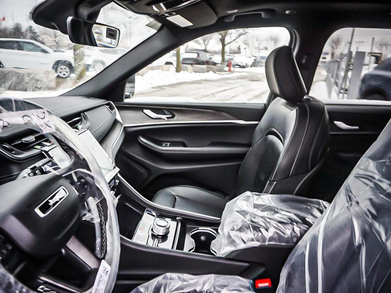 2025 Jeep Grand Cherokee  Photo