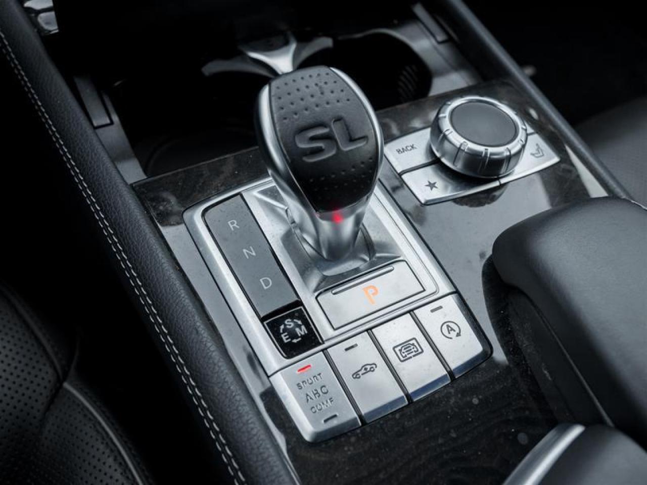 2015 Mercedes-Benz SL-Class Base SL 550 2dr Roadster Photo