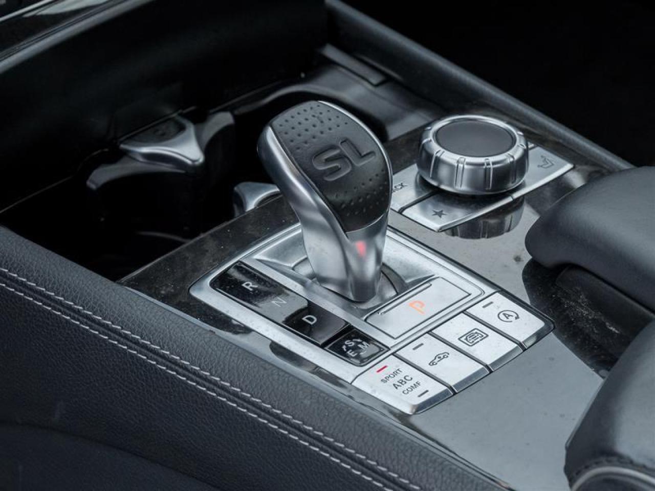 2015 Mercedes-Benz SL-Class Base SL 550 2dr Roadster Photo