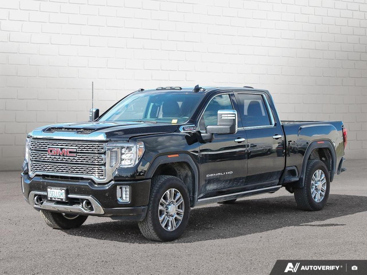 2023 GMC SIERRA 2500HD 4WD Crew Cab Standard Box Denali Photo0