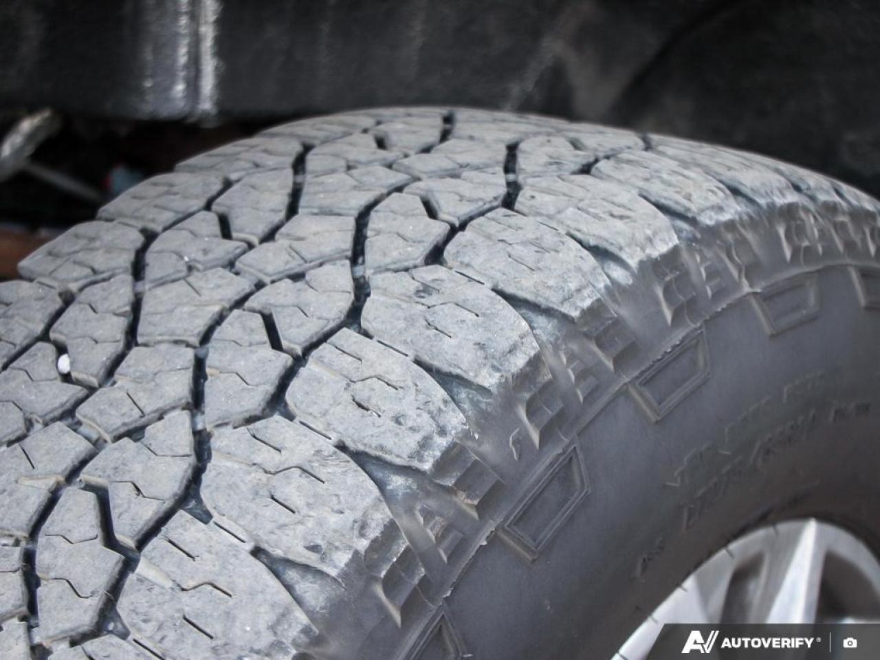 2023 GMC SIERRA 2500HD 4WD Crew Cab Standard Box Denali Photo