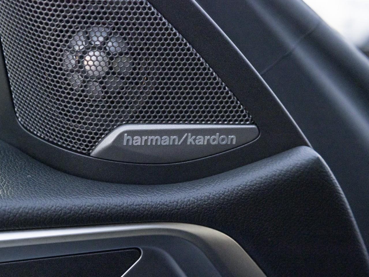 2022 BMW M4 Competition 2dr Rear-Wheel Drive Coupe Photo