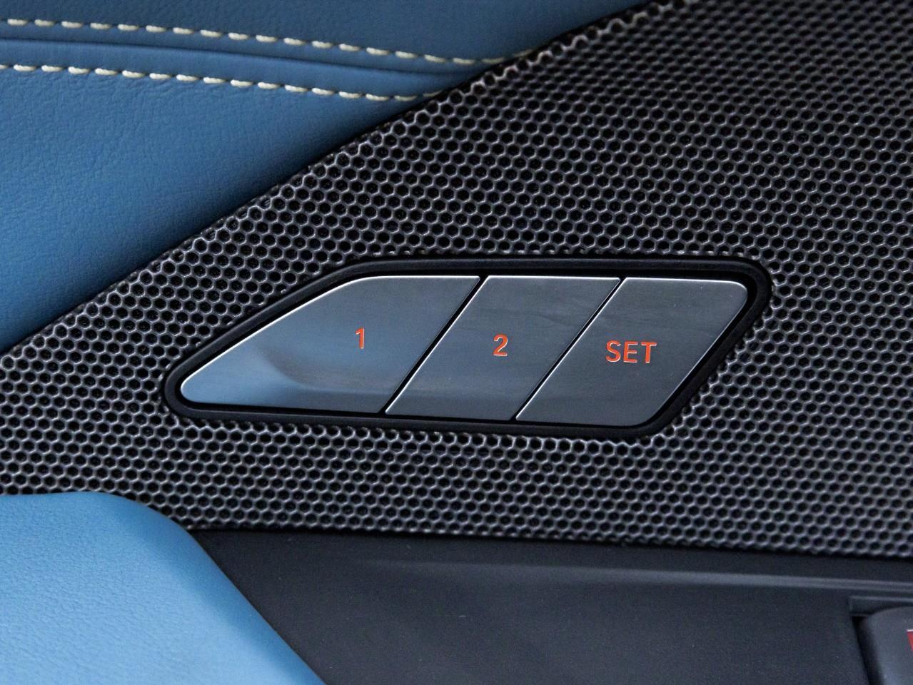 2022 BMW M4 Competition 2dr Rear-Wheel Drive Coupe Photo