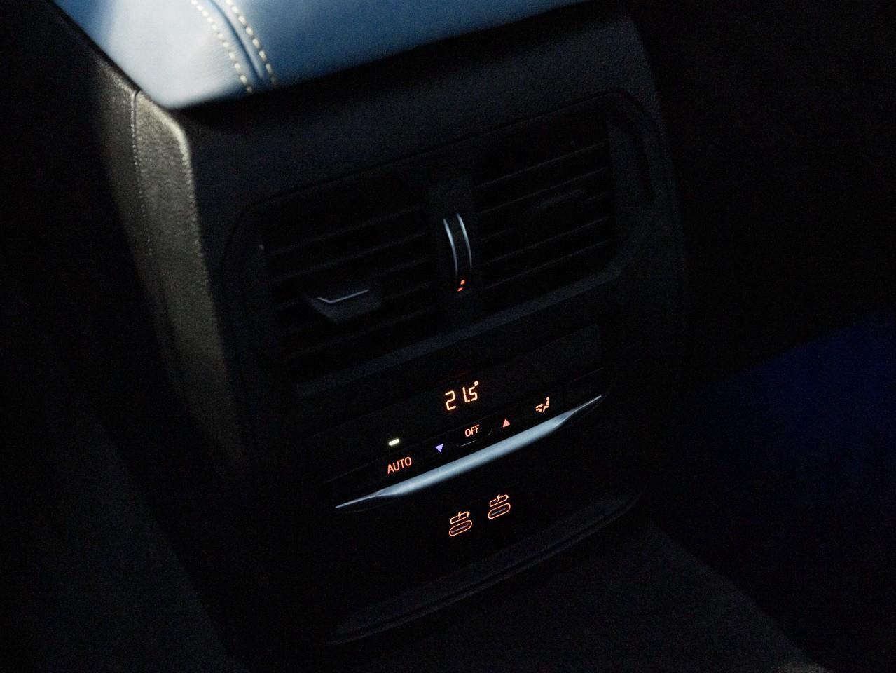 2022 BMW M4 Competition 2dr Rear-Wheel Drive Coupe Photo