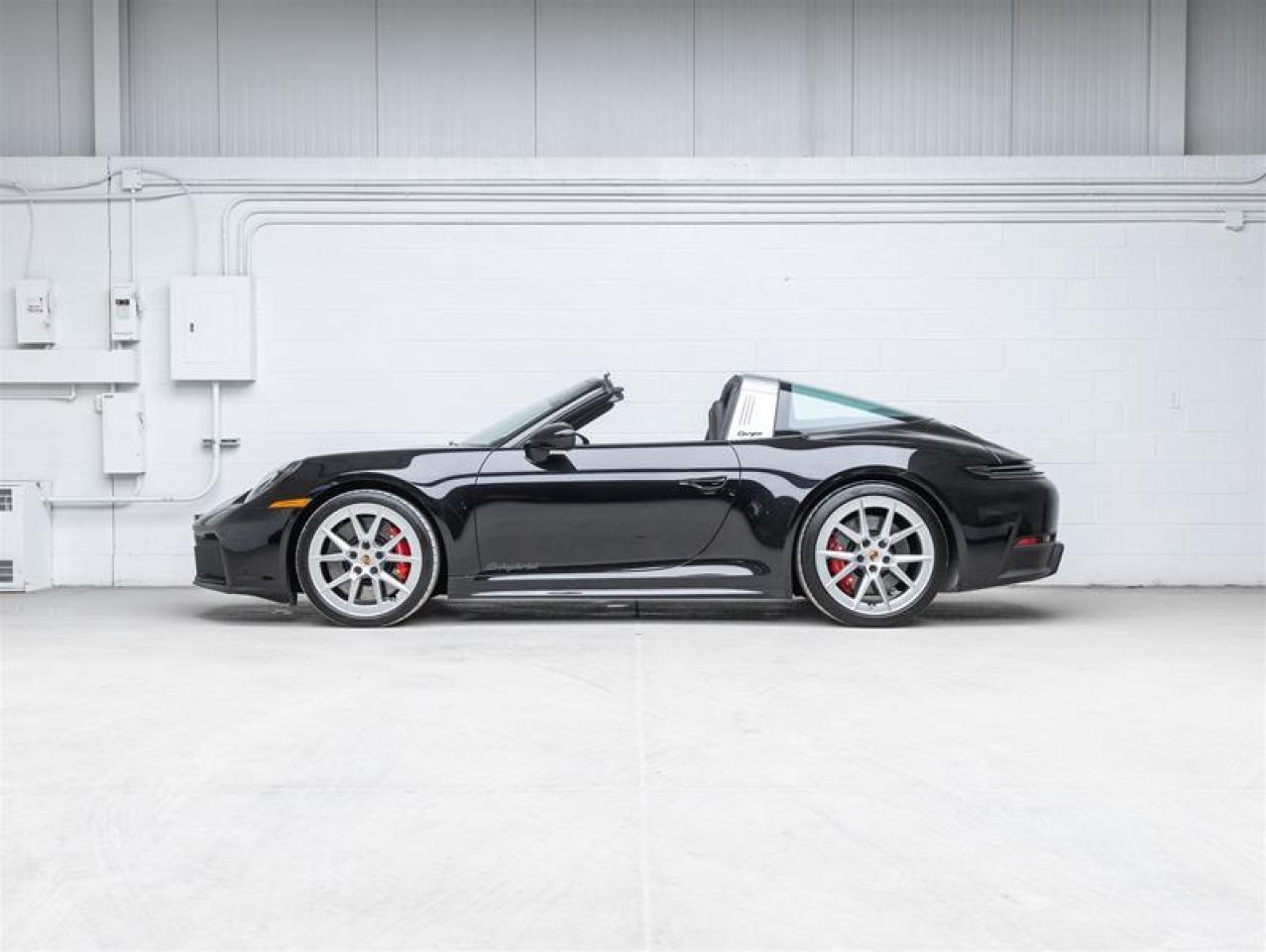 2025 Porsche 911  Photo