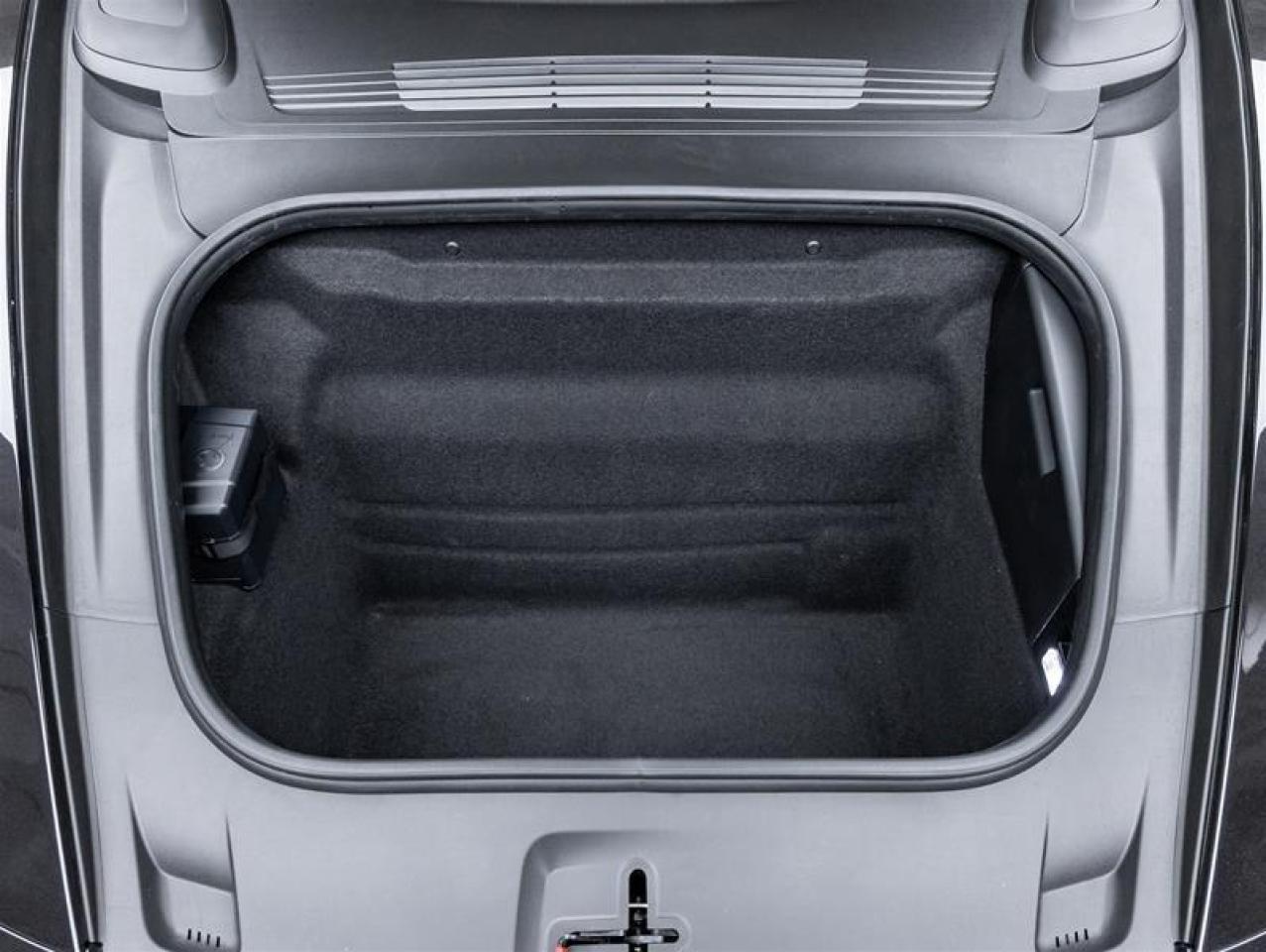 2025 Porsche 911  Photo