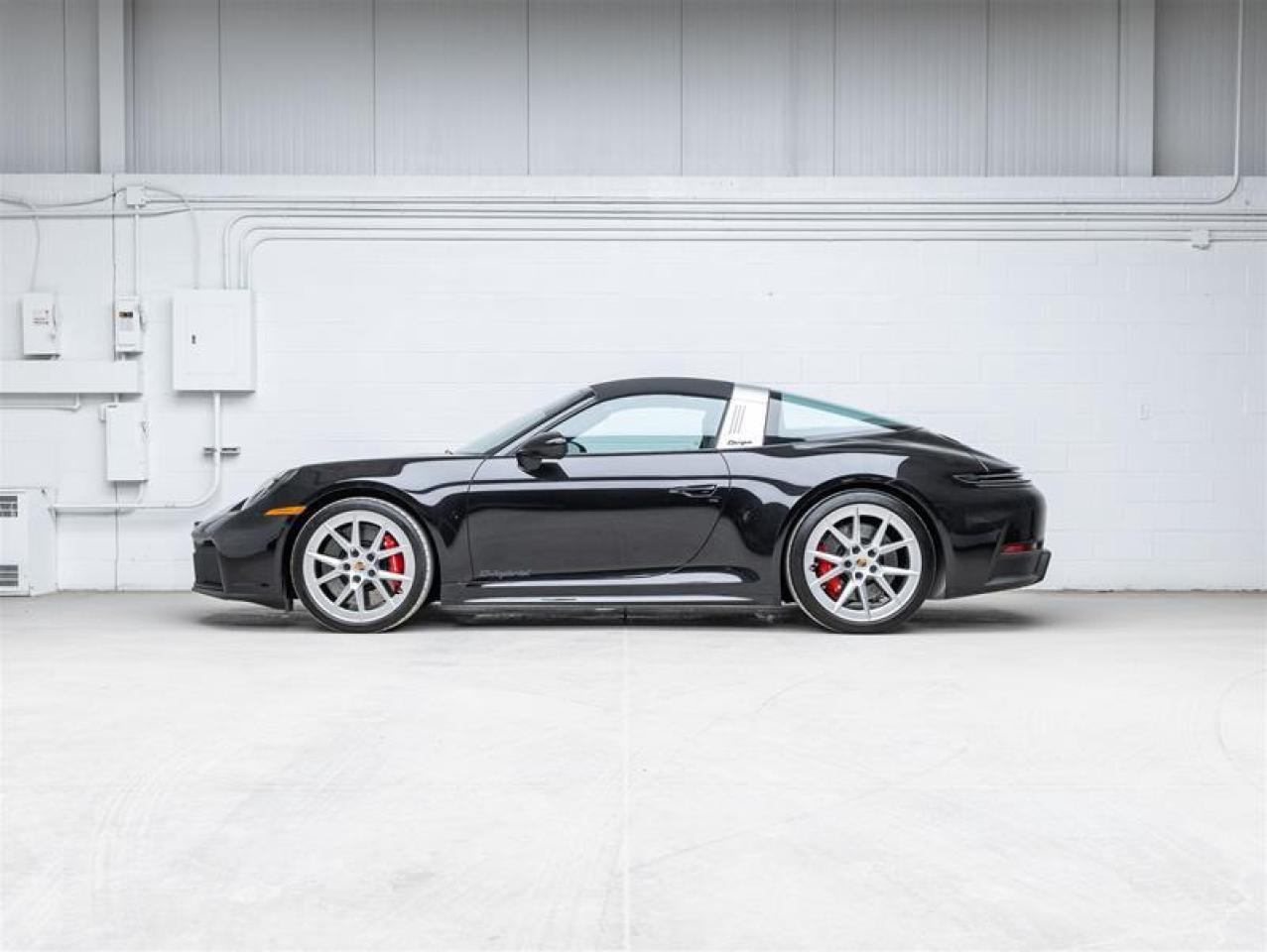 2025 Porsche 911  Photo