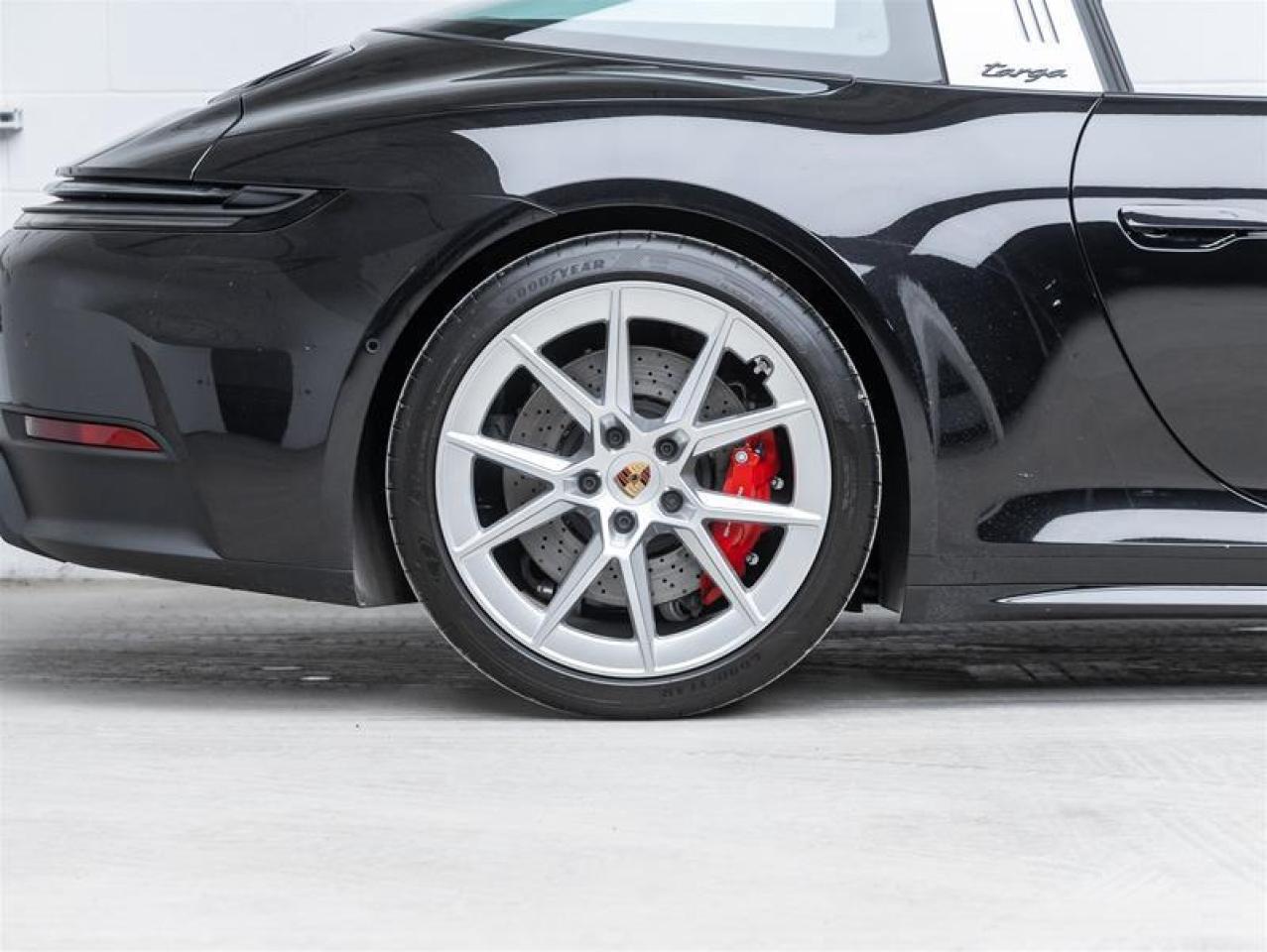 2025 Porsche 911  Photo