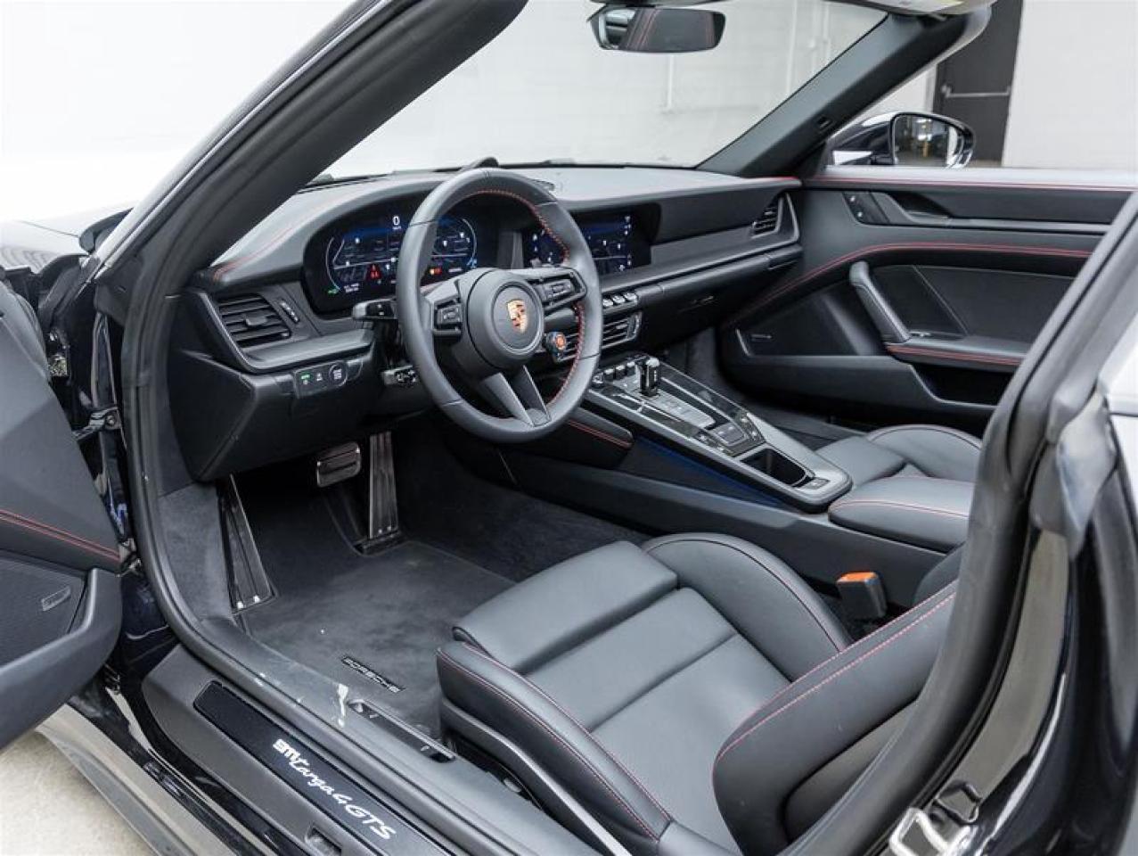 2025 Porsche 911  Photo