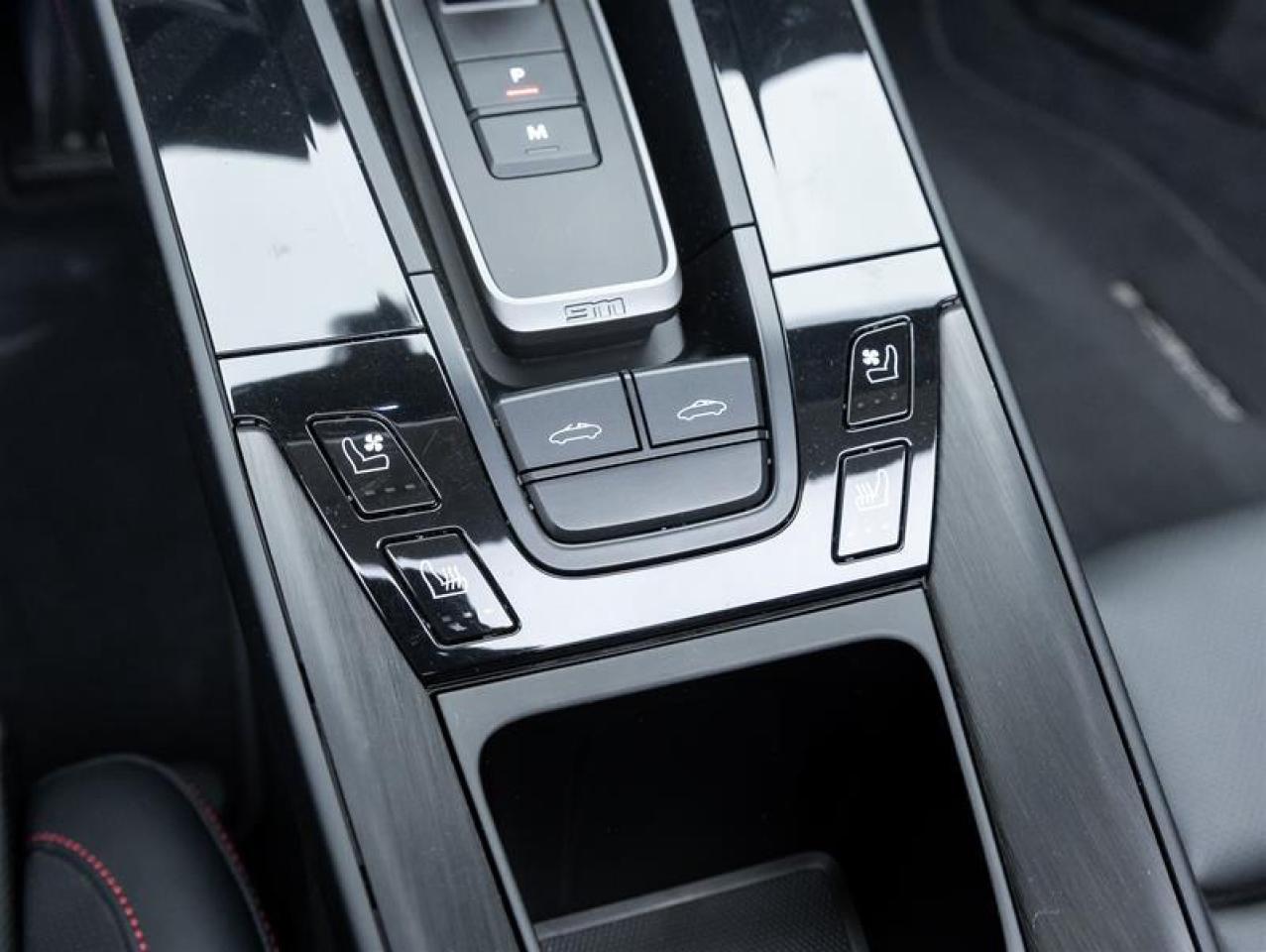 2025 Porsche 911  Photo