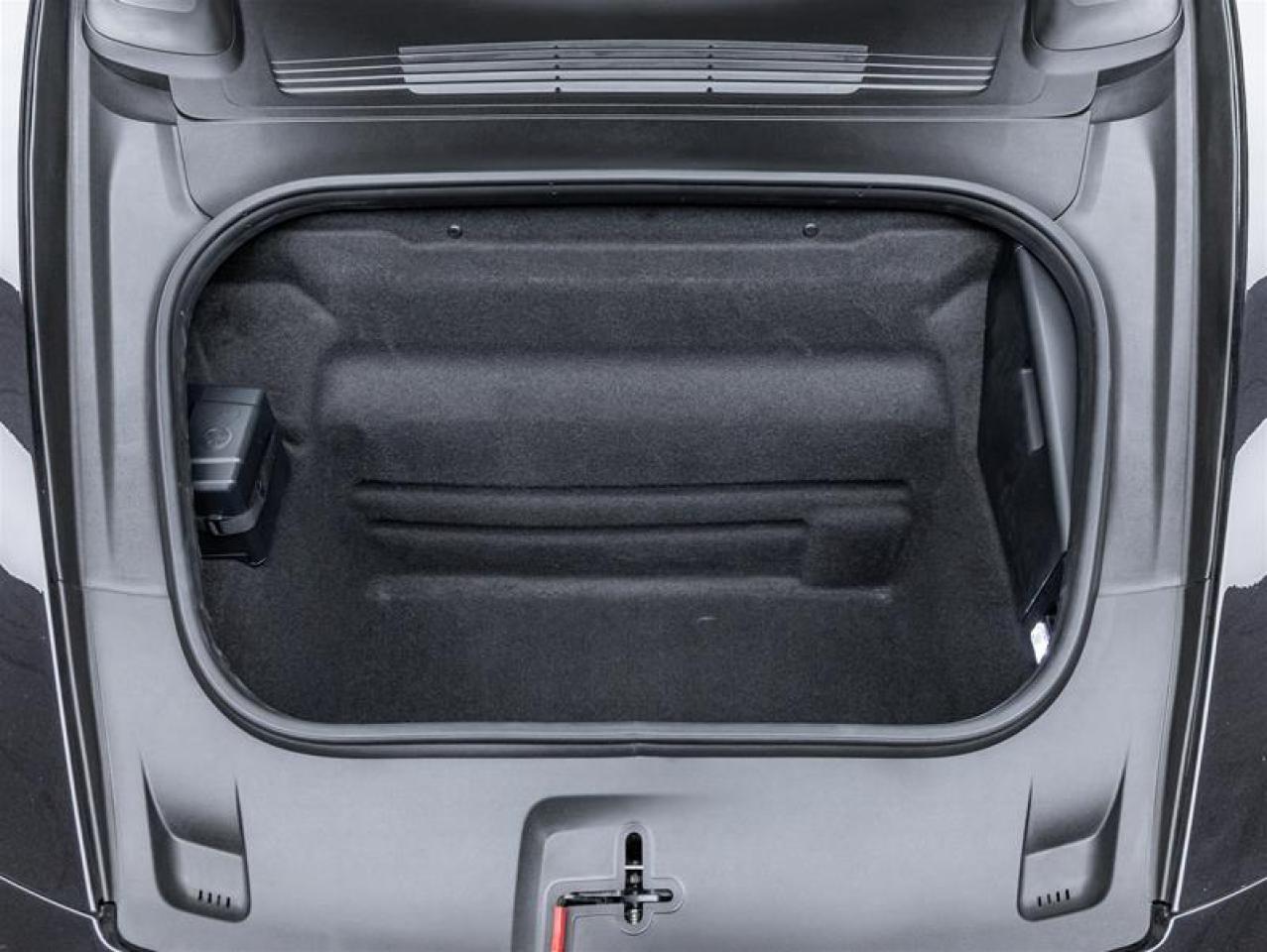 2025 Porsche 911  Photo