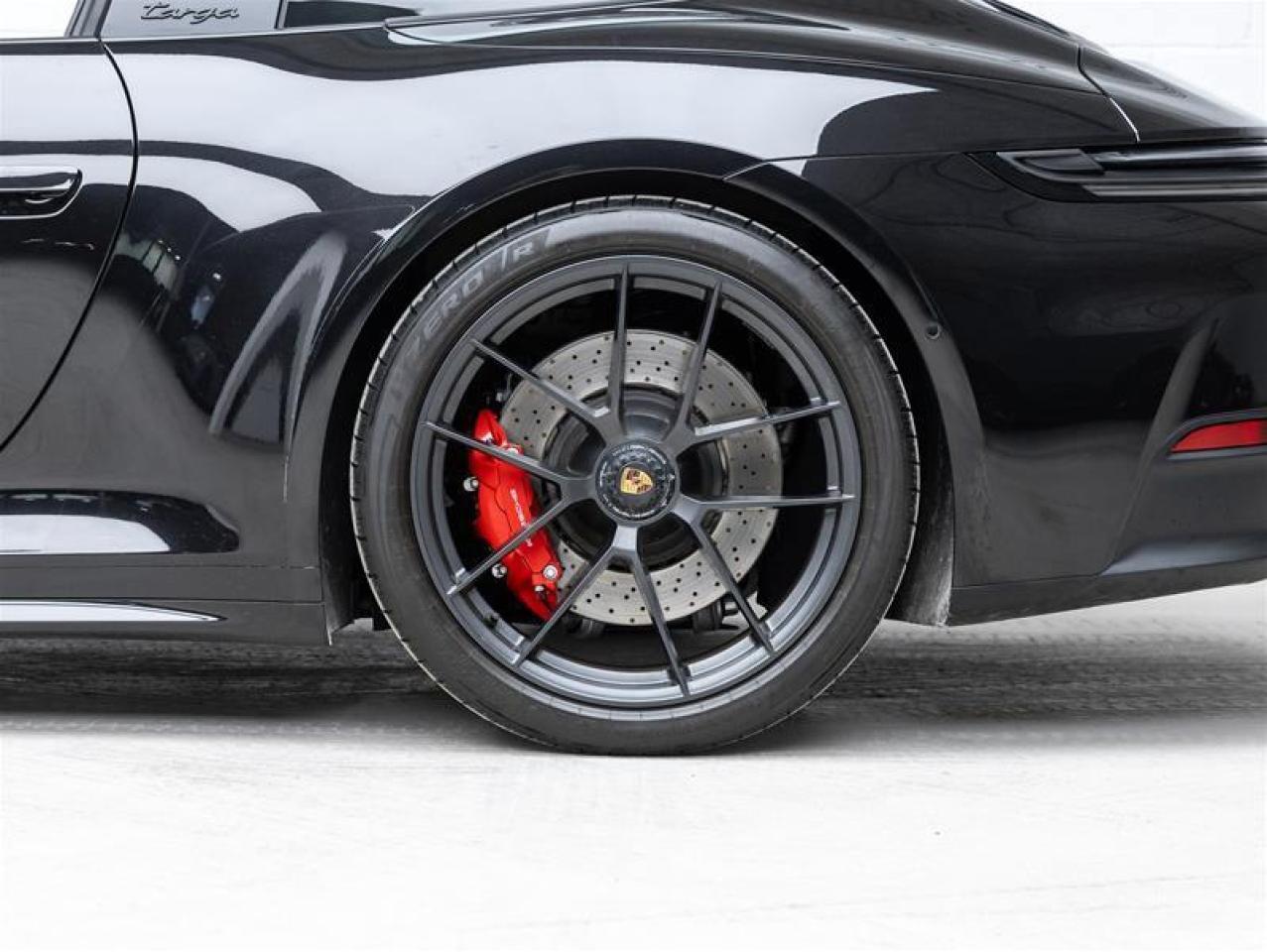 2025 Porsche 911  Photo