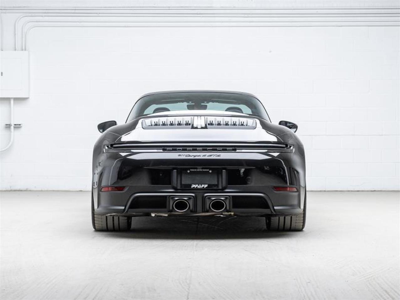 2025 Porsche 911  Photo
