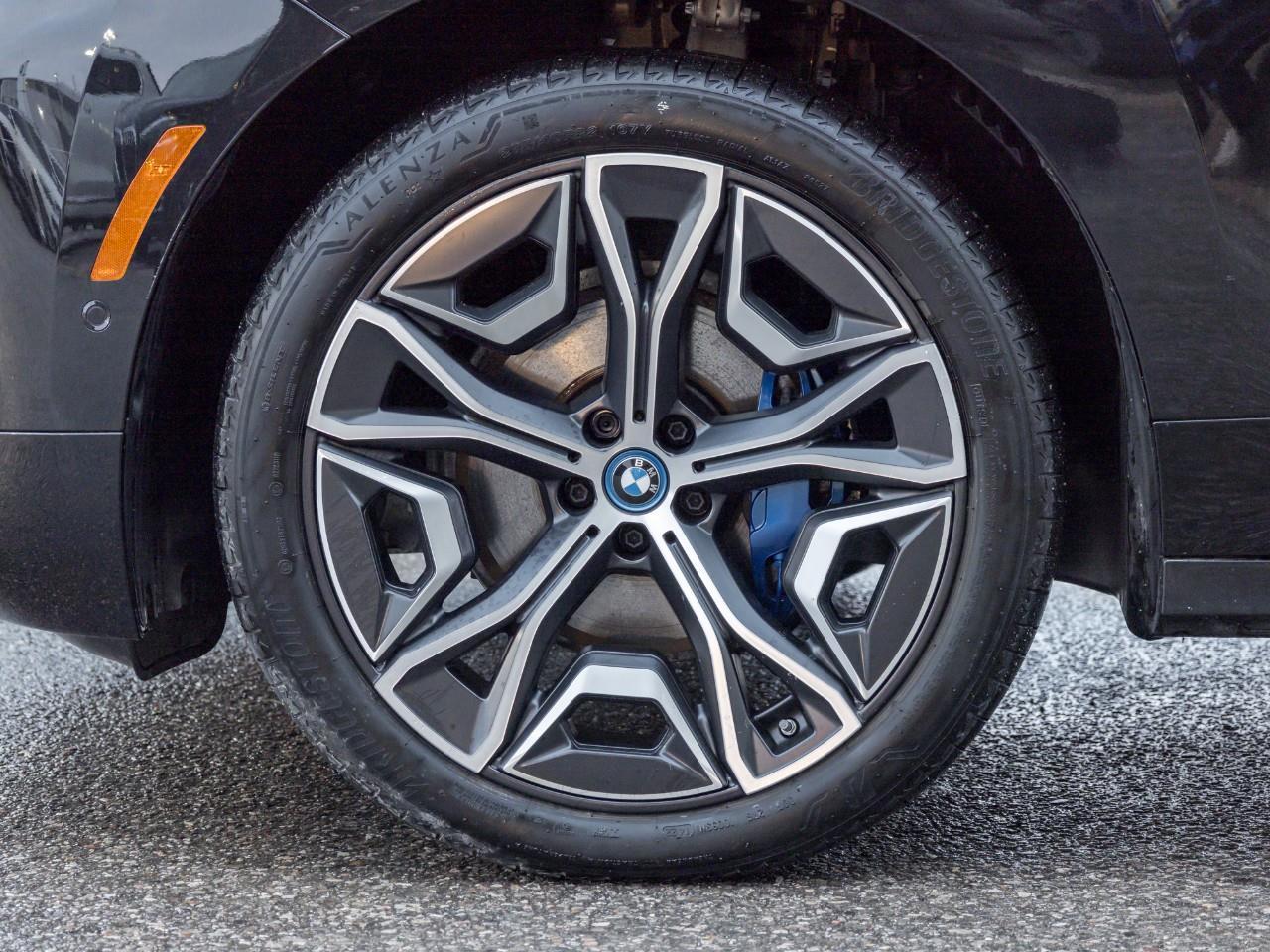 2023 BMW iX xDrive40 4dr All-Wheel Drive Sports Activity Vehicle Photo3