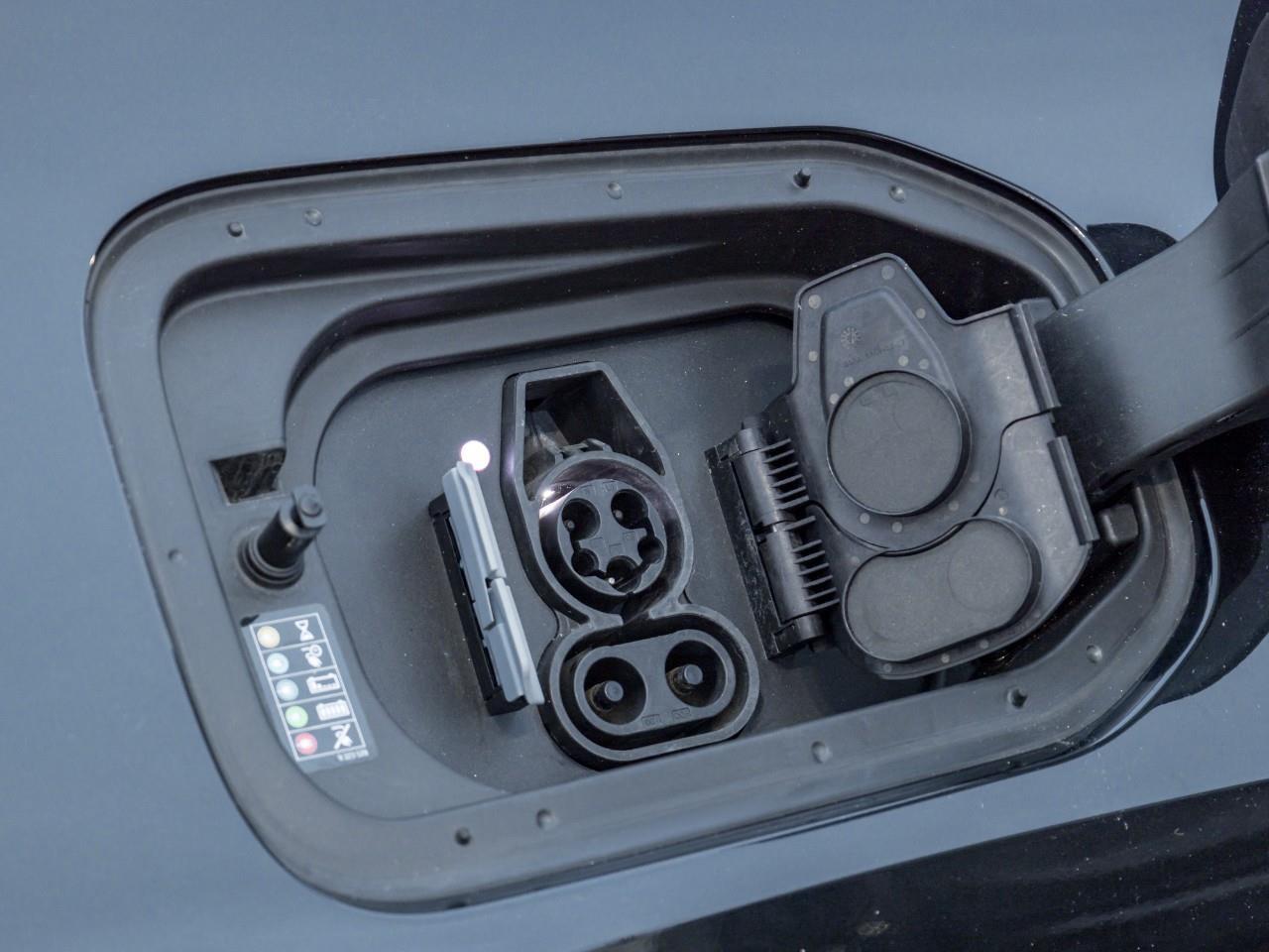 2023 BMW iX xDrive40 4dr All-Wheel Drive Sports Activity Vehicle Photo