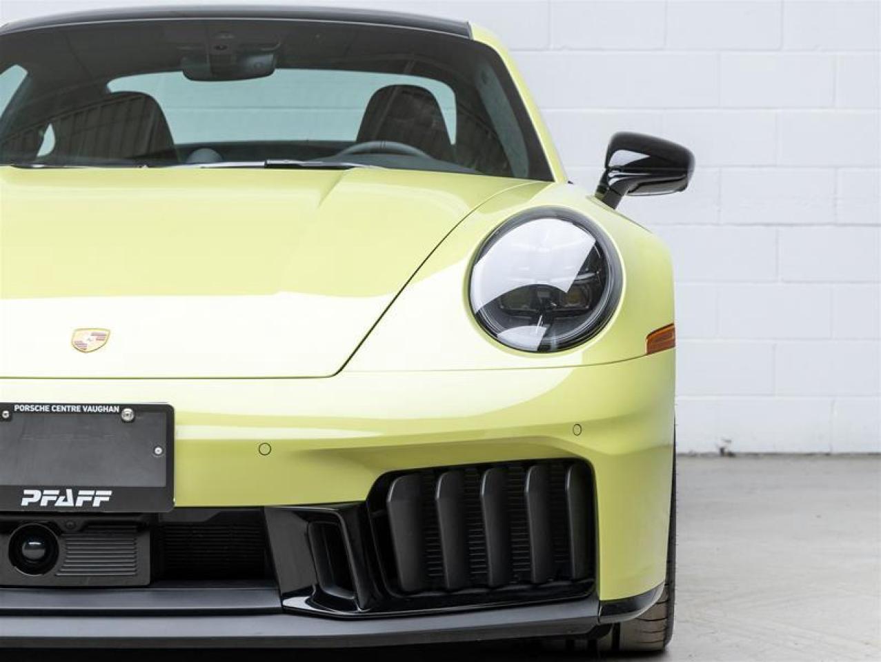 2025 Porsche 911  Photo3