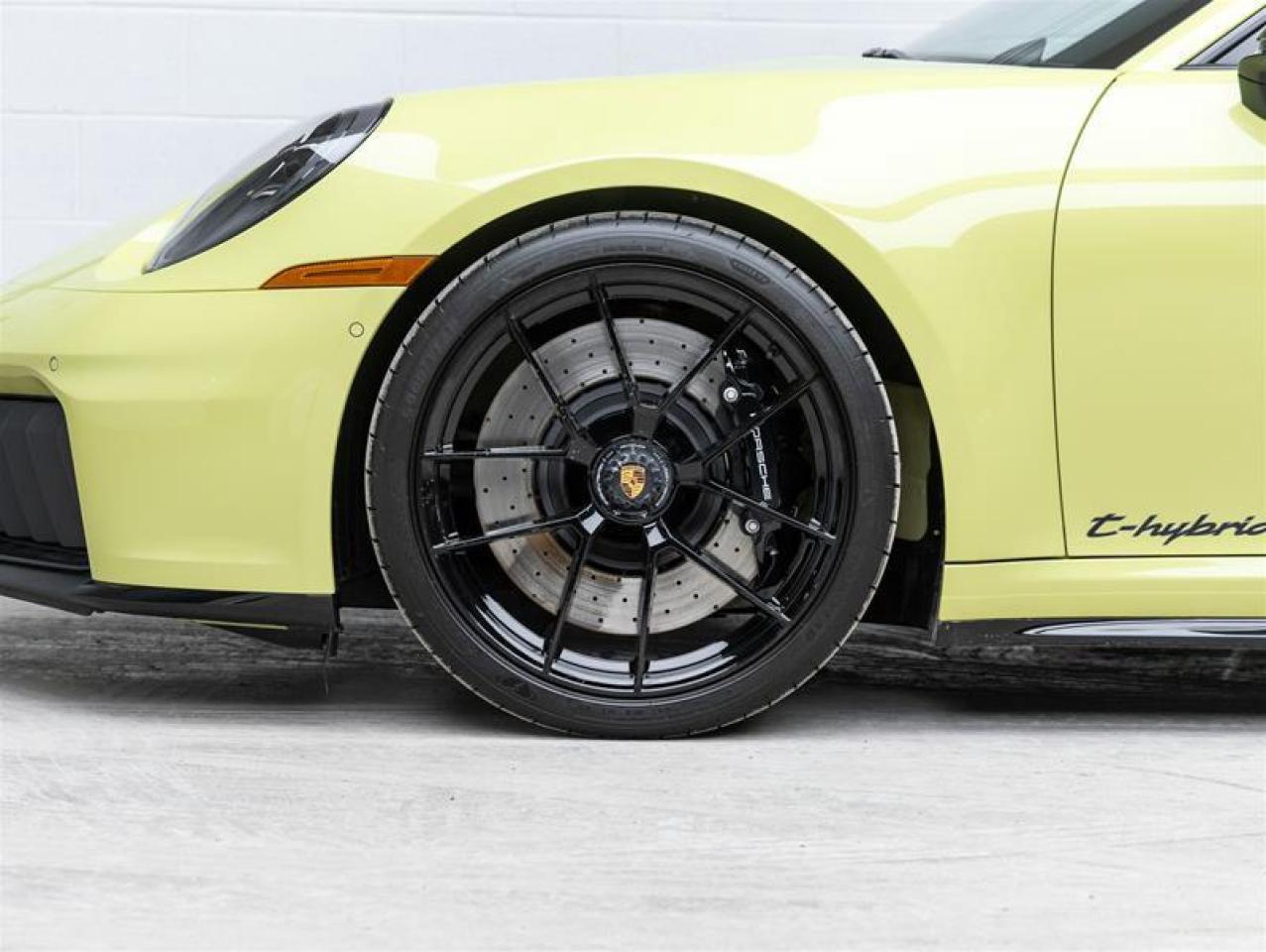 2025 Porsche 911  Photo