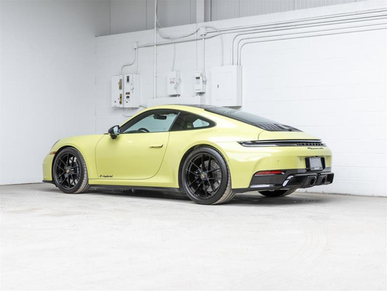 2025 Porsche 911  Photo