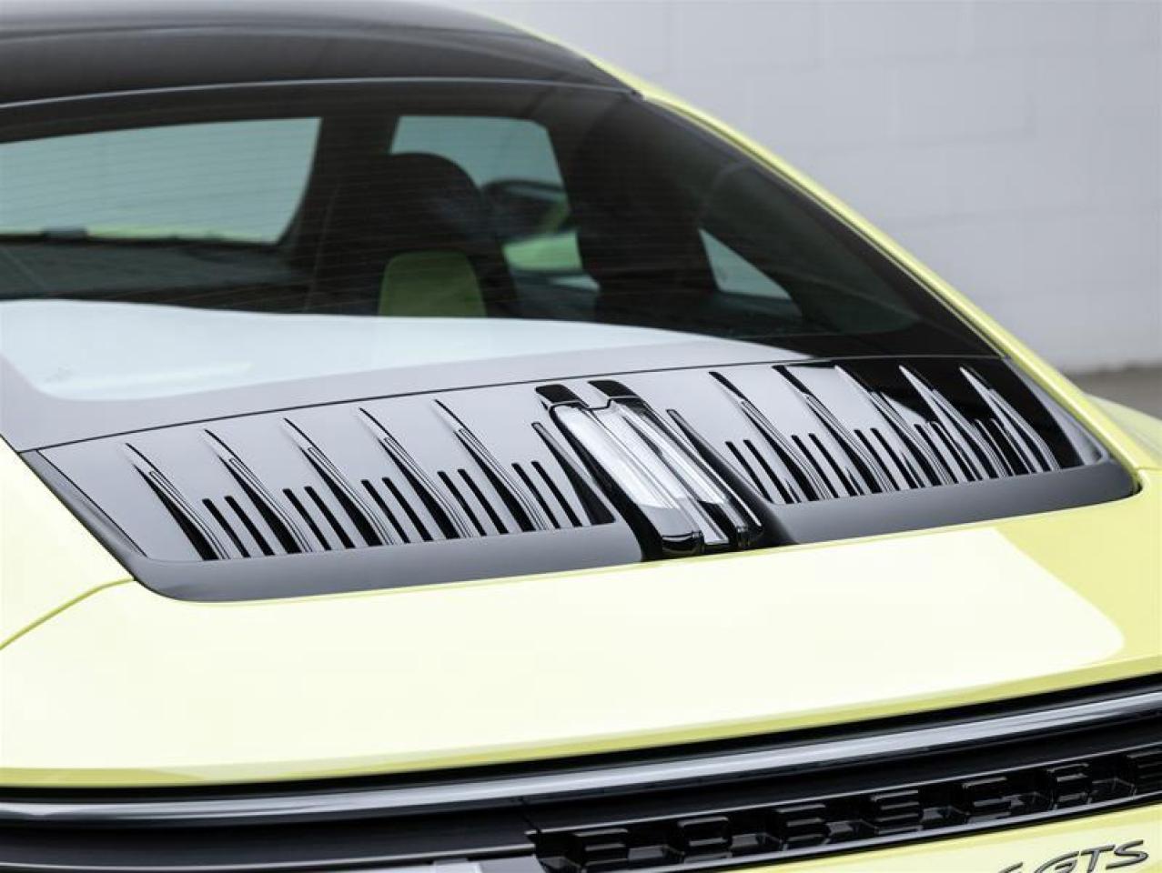 2025 Porsche 911  Photo