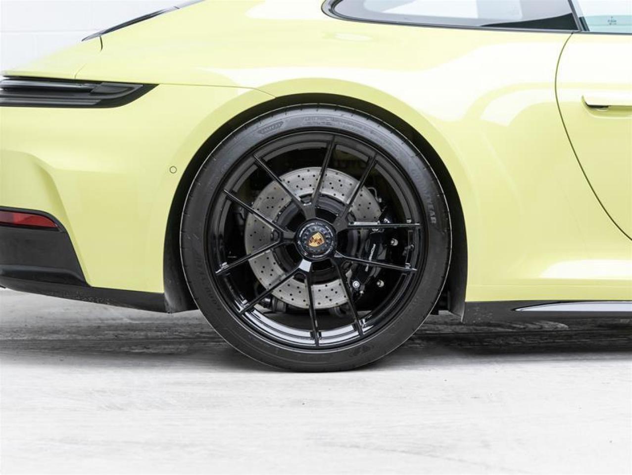 2025 Porsche 911  Photo