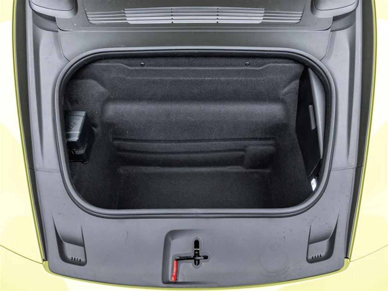 2025 Porsche 911  Photo