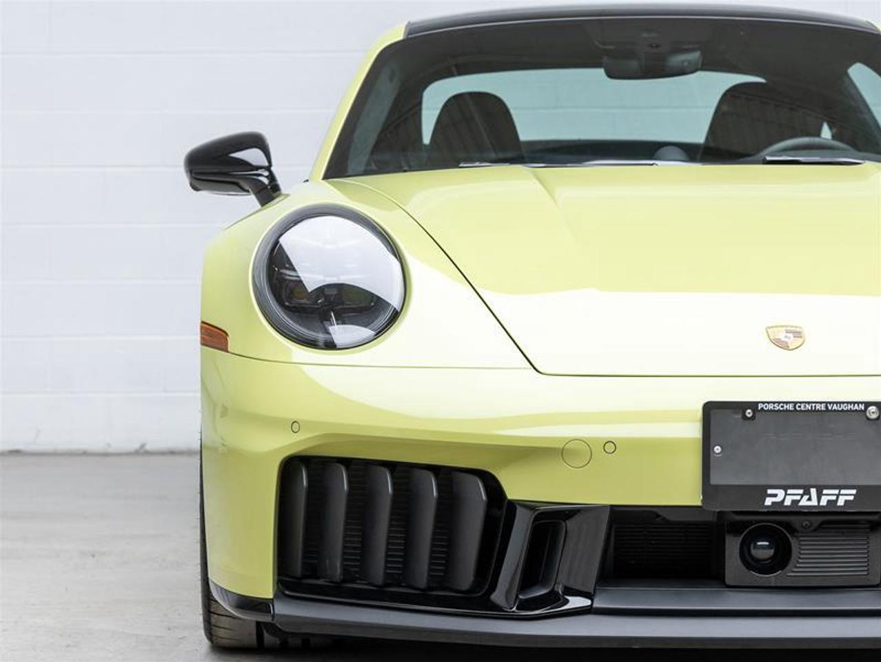 2025 Porsche 911  Photo