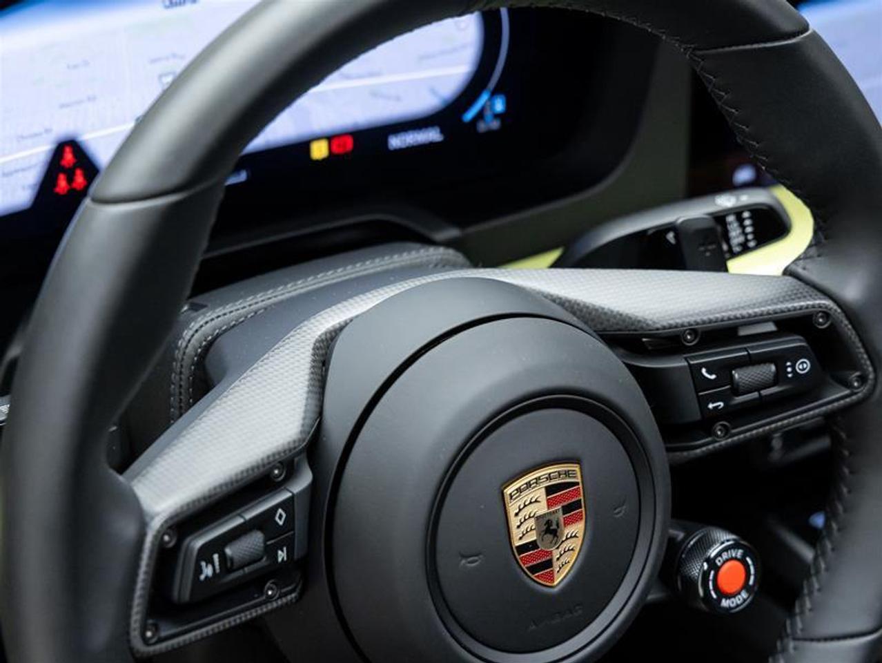 2025 Porsche 911  Photo